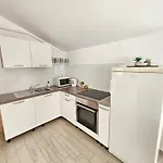 Vip Pirovac